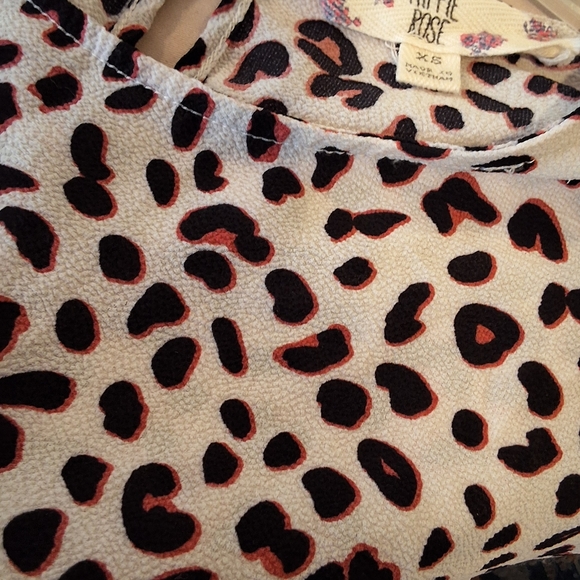 💥SALE💥Hippie Rose, XS, Animal Print Criss Cross Bottom - Picture 9 of 9